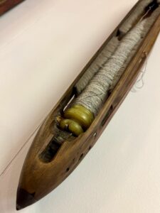 ションヘル織機横糸